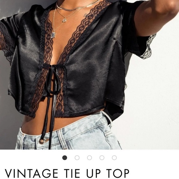 black lace top *sold - Picture 2 of 5